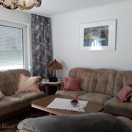 Apartamento Am Klinikum Solingen Habitación foto